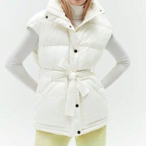 NEW Perfect Moment Oversize II Vest Size Large